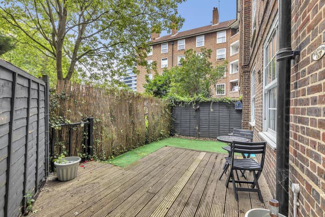 Garden Flat Right Next to Battersea Power Station! Main Photo