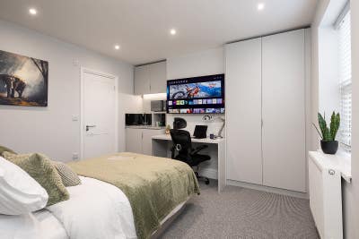 BRAND NEW Boutique Co-Living Suites 🔥 (KR) Main Photo