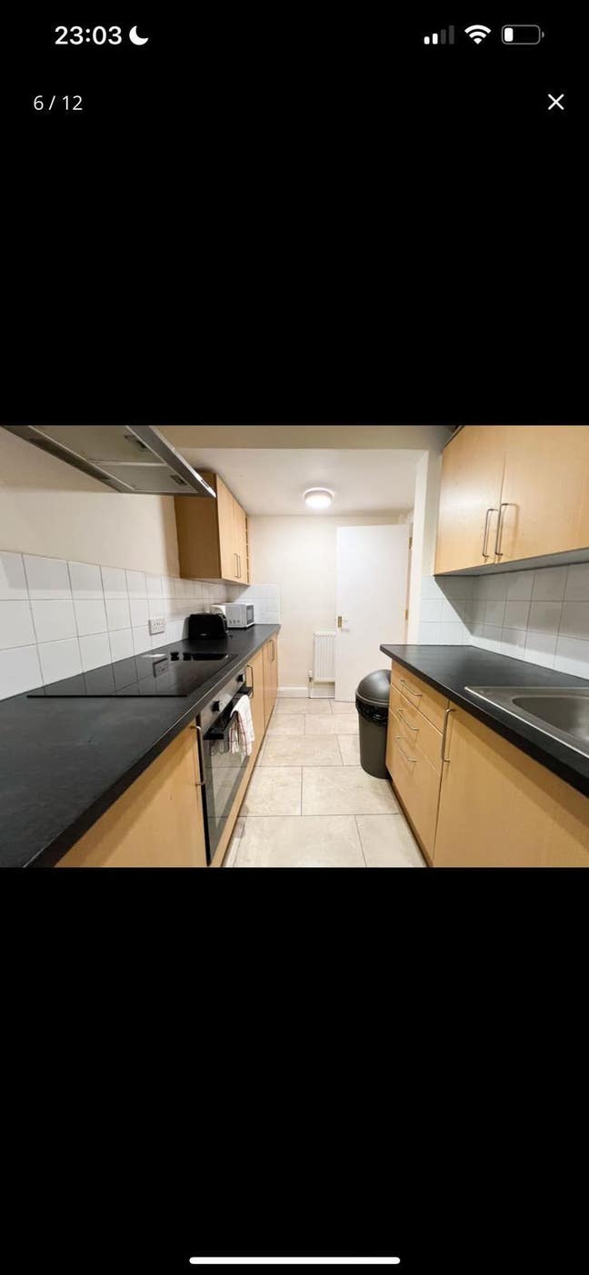 Double Room - Flat Share  Main Photo