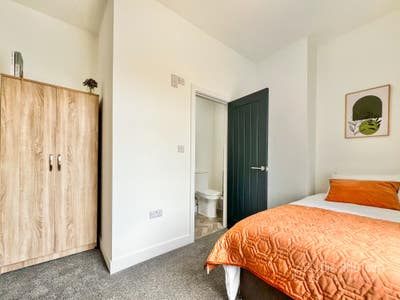 Last Rooms. Central Wigan Main Photo