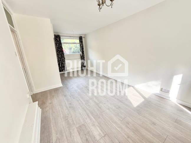 X2 Amazing Rooms Available in Islington! Main Photo