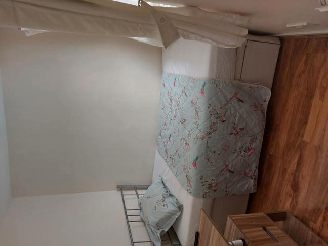 Spacious double room   Main Photo