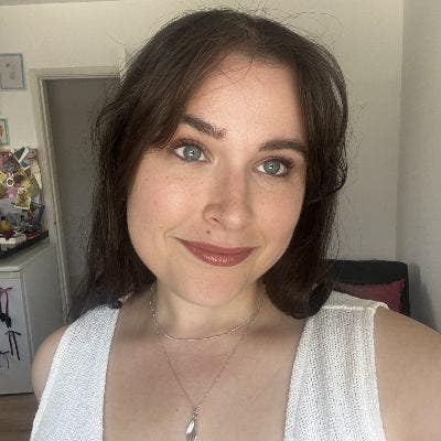 Student Female seeks a single or double room Main Photo