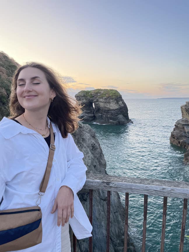 Looking for a room in a lovely new home :) Main Photo