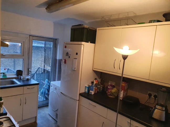 Hey great flat in wandsworth common  Main Photo