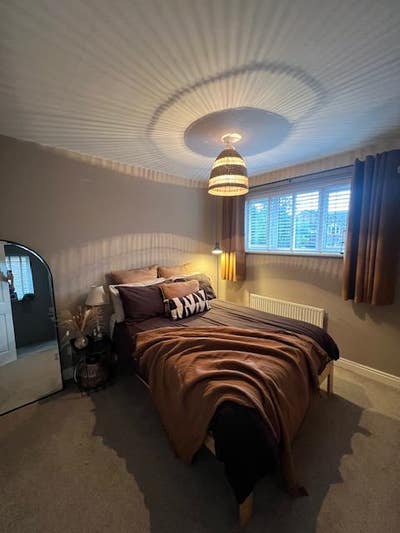Double bedroom to rent in Stannington Main Photo