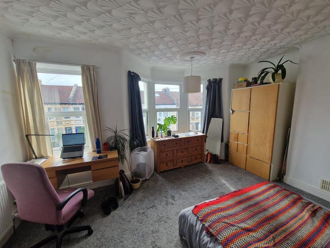 Bright Spacious Double Room Main Photo