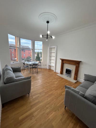 Newly renovated 2 bed flat in Glasgow West End Main Photo