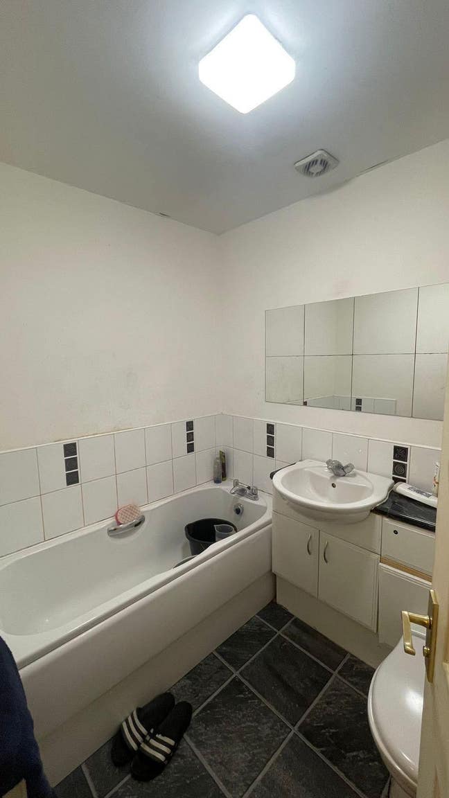 Flat Share Available – Spacious Double Room  Main Photo