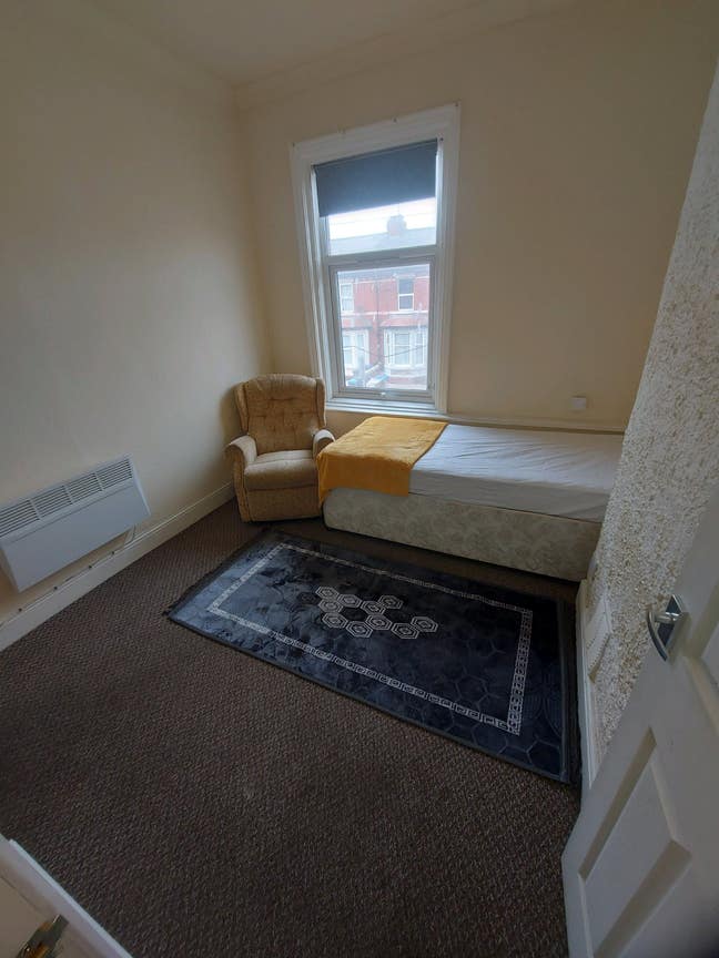 1 Bedroom flat with seperate kitchen Main Photo