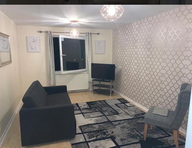 2 Bedroom near MK Town Centre Main Photo
