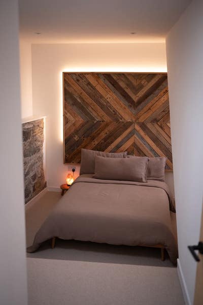 Bright Double Room in Modern Coastal Cottage Main Photo