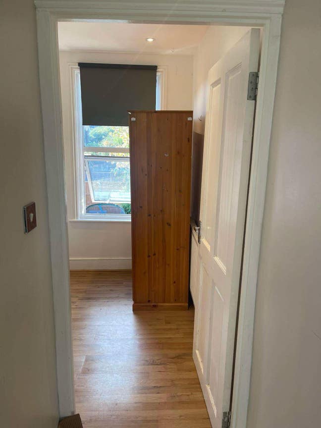Double room for £550 preferably for female Main Photo