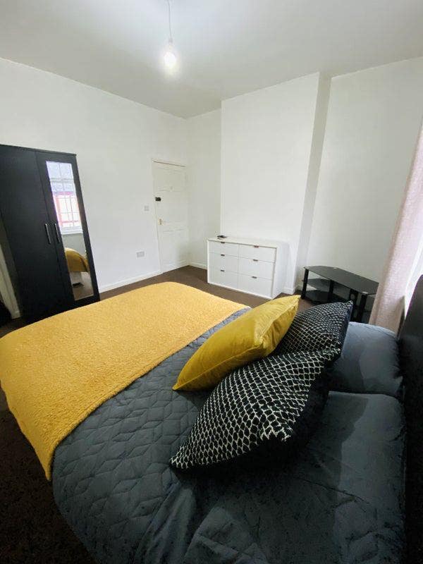 Double Room on Lister Avenue, Balby Main Photo