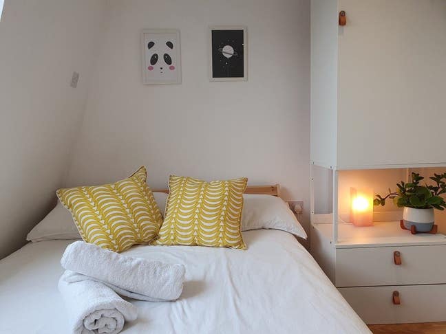 2 Bed Flat with Terrace - N1 Main Photo