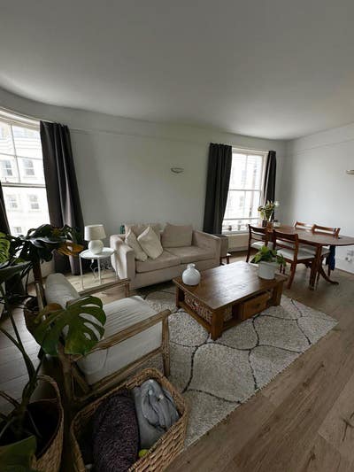 Lovely double room in central Brighton  Main Photo