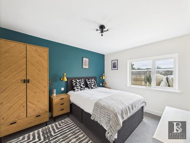 ✨ Luxury Studios Near Amazon with Parking ✨ Main Photo