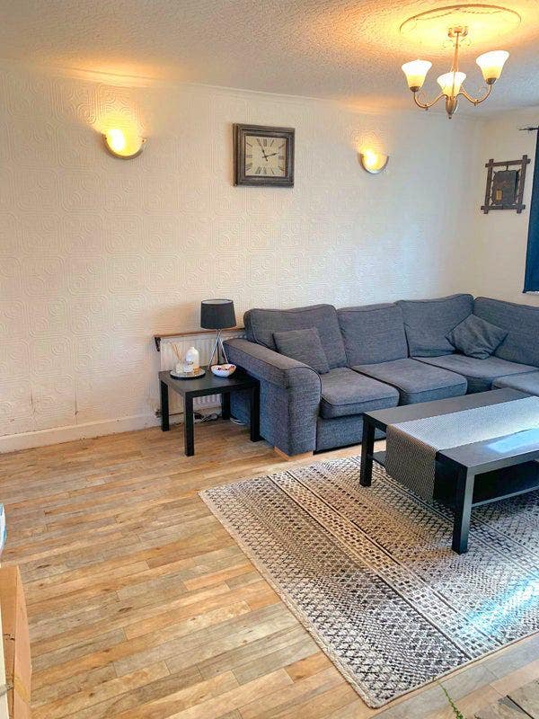Lovely 3 bed house near chorlton water park Main Photo