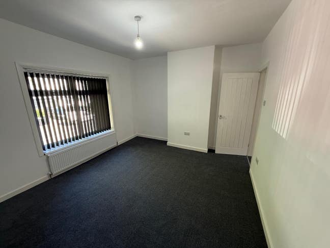 Double rooms available in brand new property Main Photo