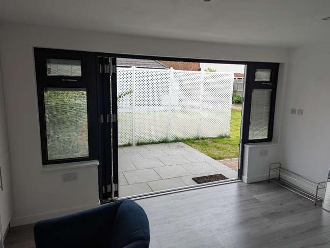 Exceptional Studio for Rent – Convenient Location  Main Photo