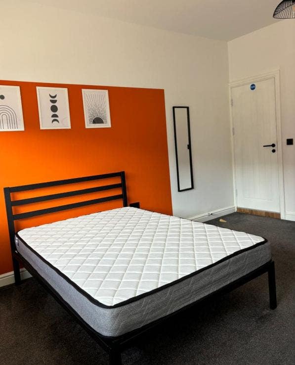💥Modern room close to Sports Direct/Frasers💥 Main Photo
