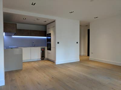 Flat for rent Main Photo