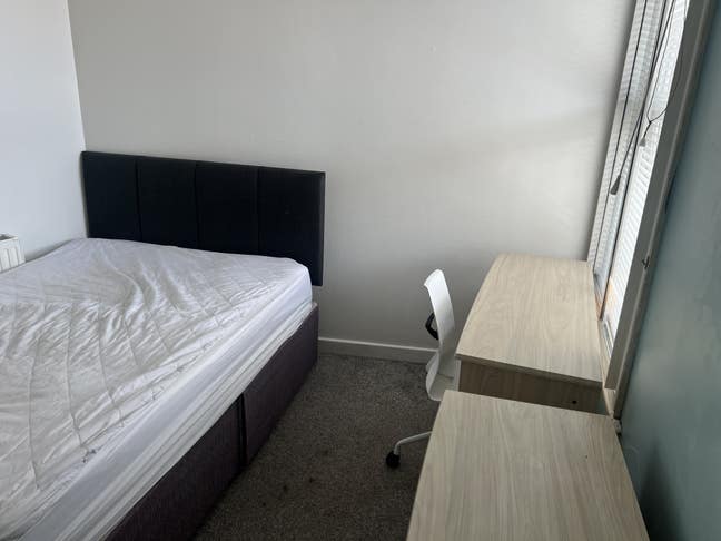 Room available in a shared apartment LS4 Leeds Main Photo