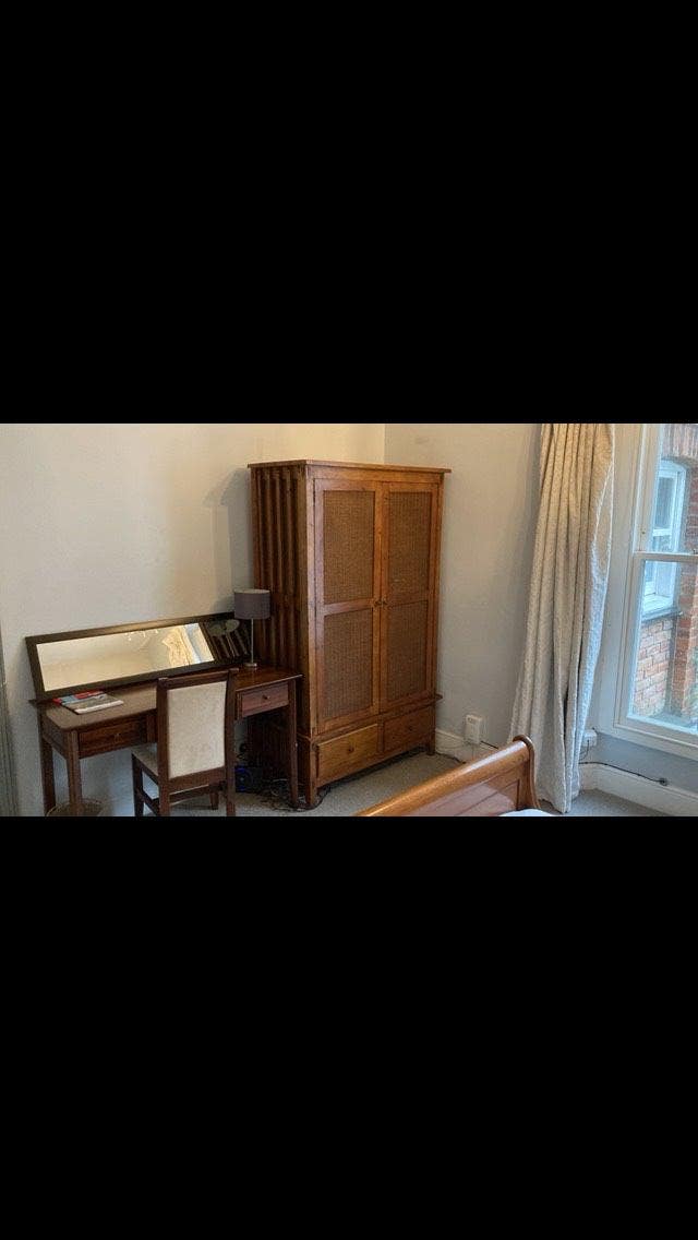 1 double bedroom available for let  Main Photo