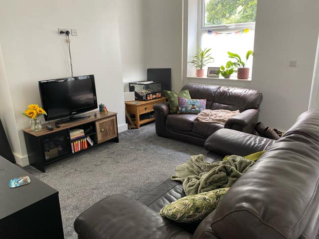 Double room with good motorway links Main Photo