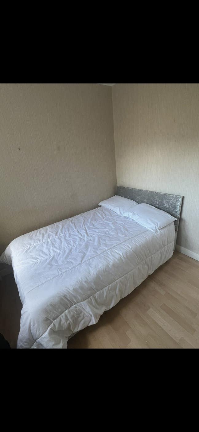 Double Room in Marchmont Main Photo