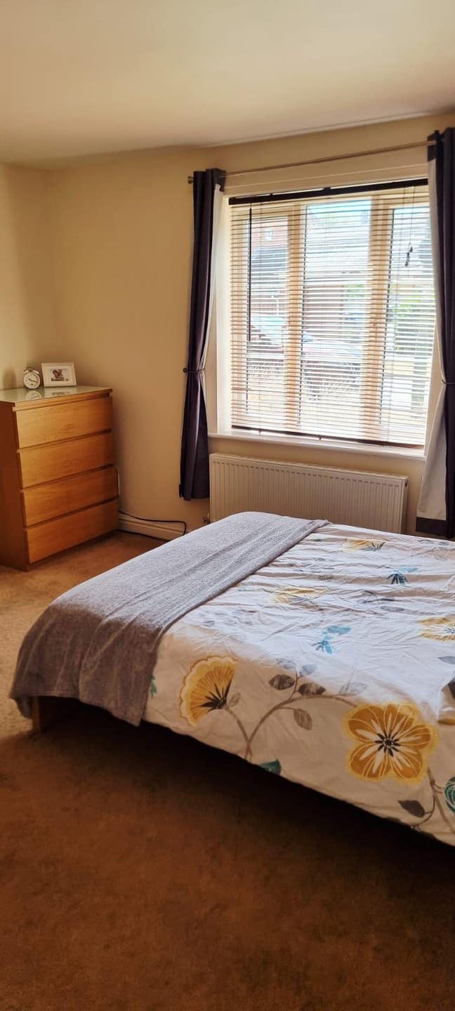 Large double room Main Photo