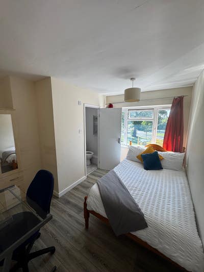 ⭐ Luxury rooms in Leamington! ⭐  Main Photo