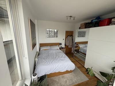 Double Room in Riverside Penthouse  Main Photo