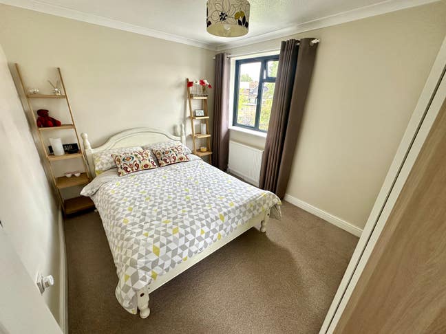 Furnished Double Room in Paddock Wood Main Photo