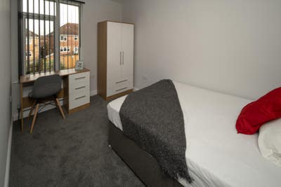 Friendly Professional House Share – Brislington Main Photo