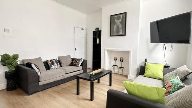 Quality Rooms Near Hospital & Uni BILLS INC  Main Photo