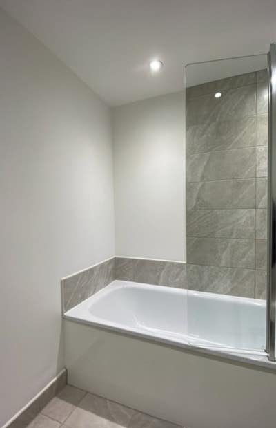 Spacious 1bedroom, fully furnished. Main Photo