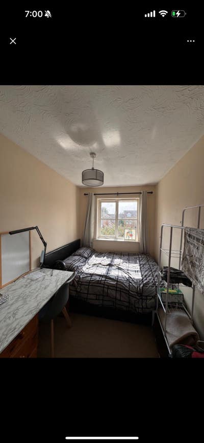 Epsom Single room  Main Photo