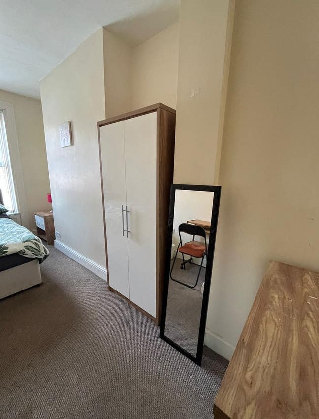 Room Available Now Lisburn Road Belfast Main Photo