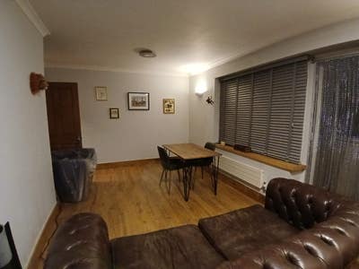 Modern Large Double Room for Rent – Zone 2/3 (Blac Main Photo