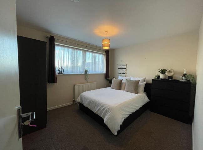 Double Room Available 1st Sept NR1 (12a) Main Photo