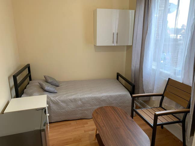 Single room for rent  Main Photo