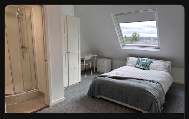 ***Amazing Ensuite rooms available *** Main Photo