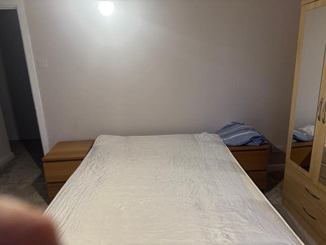 Big double room in Alton Main Photo