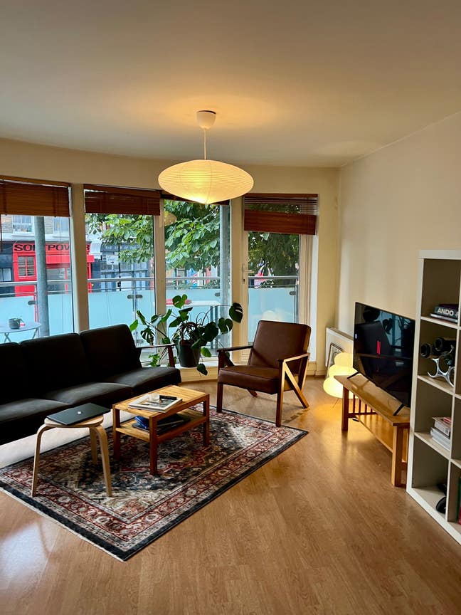 Sunny Hackney Flat. Sublet Only Main Photo