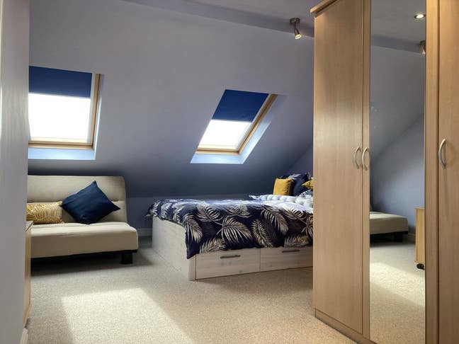🍓SEPT Ensuite Double - close to BVH  FY3 Main Photo