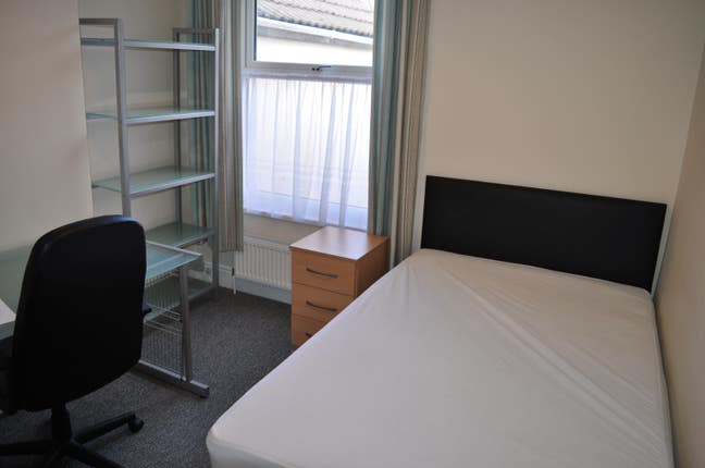 Student Room near Swansea Uni Bay Campus & City Main Photo