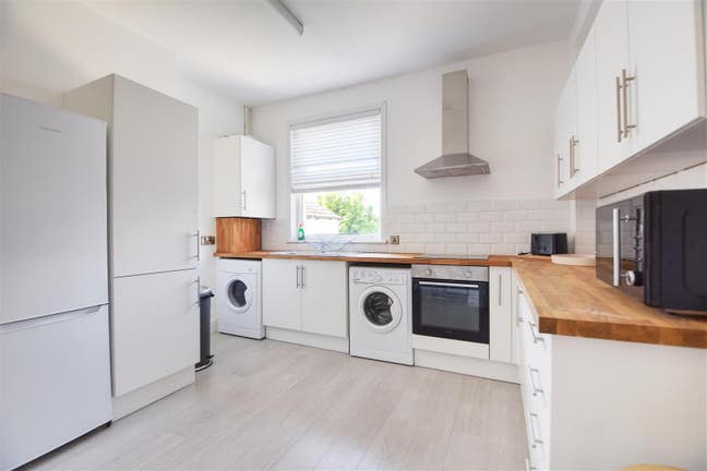 Stunning Modern 4-Bed House Share – Bexhill-on-Sea Main Photo