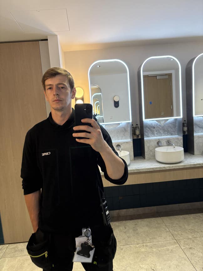 Maintenance engineer looking to rent a single room Main Photo