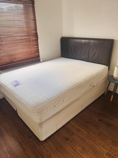 Room to rent at parkwood Main Photo